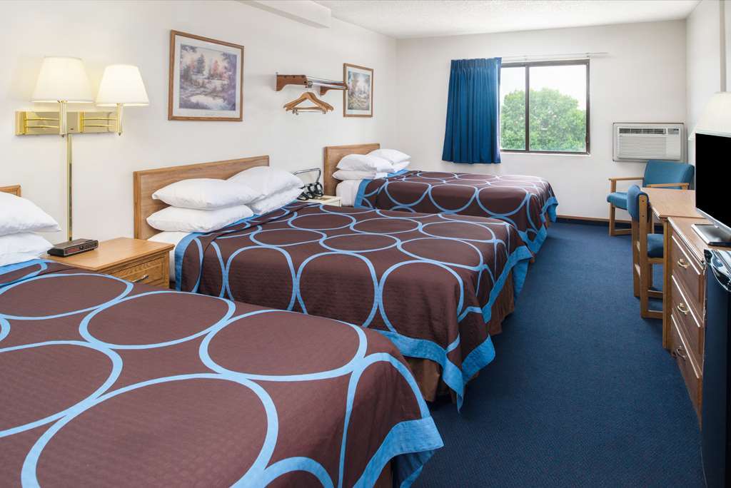 Super 8 By Wyndham Lincoln North Hotel Quarto foto